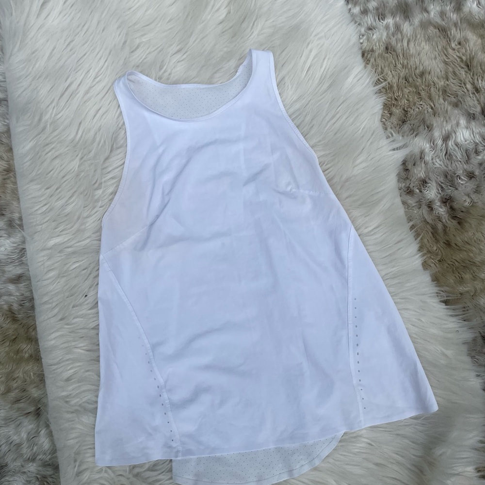 Lululemon tank top